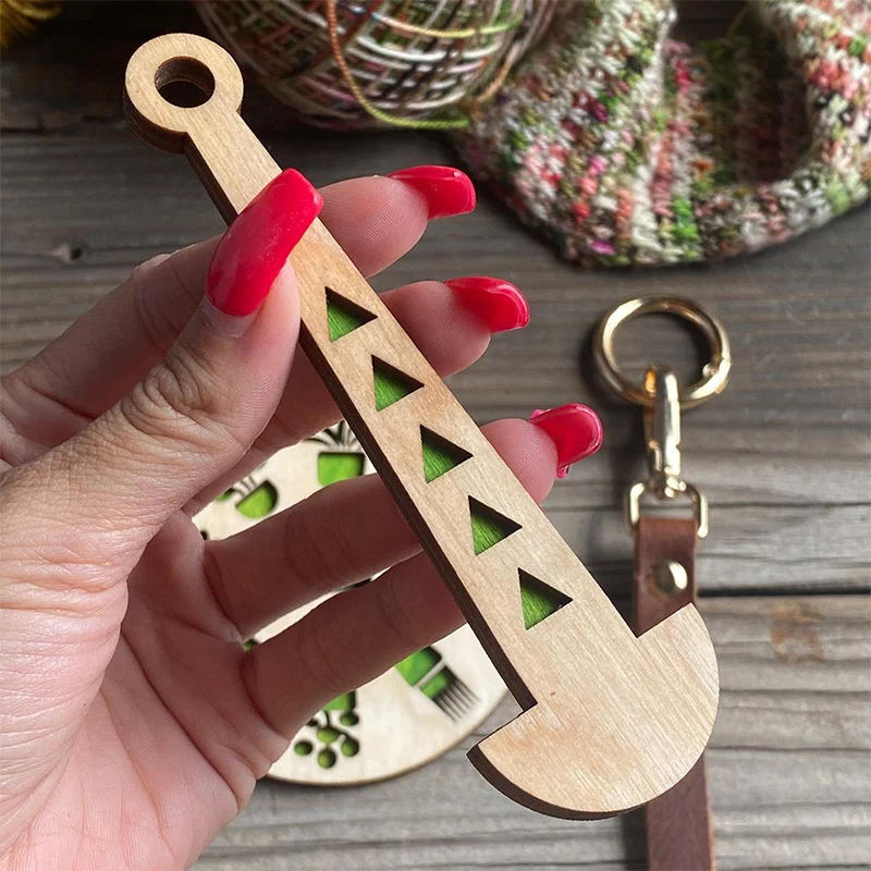 Tragbarer MINI-Garnhalter für das Handgelenk
