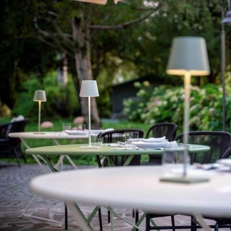 Moderne Wiederaufladbare Kabellose LED-Tischlampe