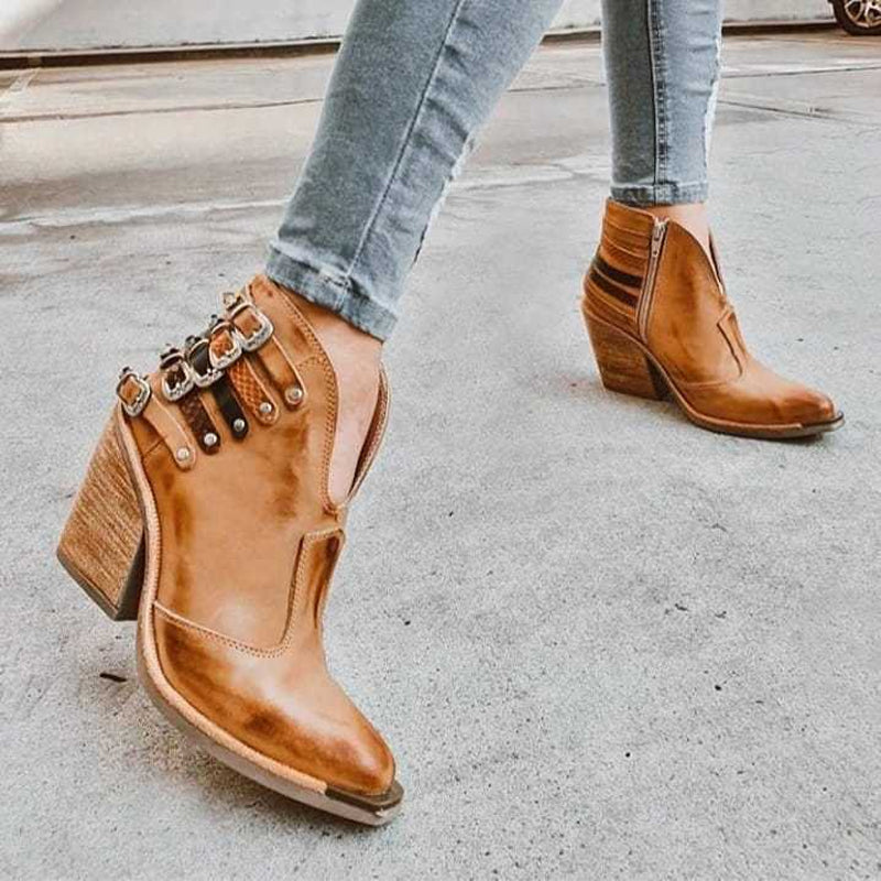 Damen Lederstiefel mit Gürtelschnalle