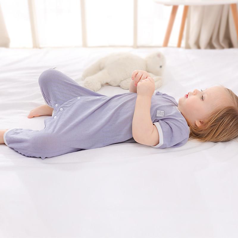 Sommer dünner Babyoverall