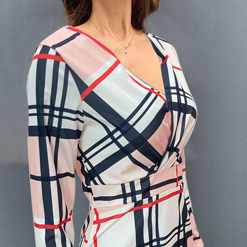 Glamouröses Langärmliges Kleid Mit V-Ausschnitt
