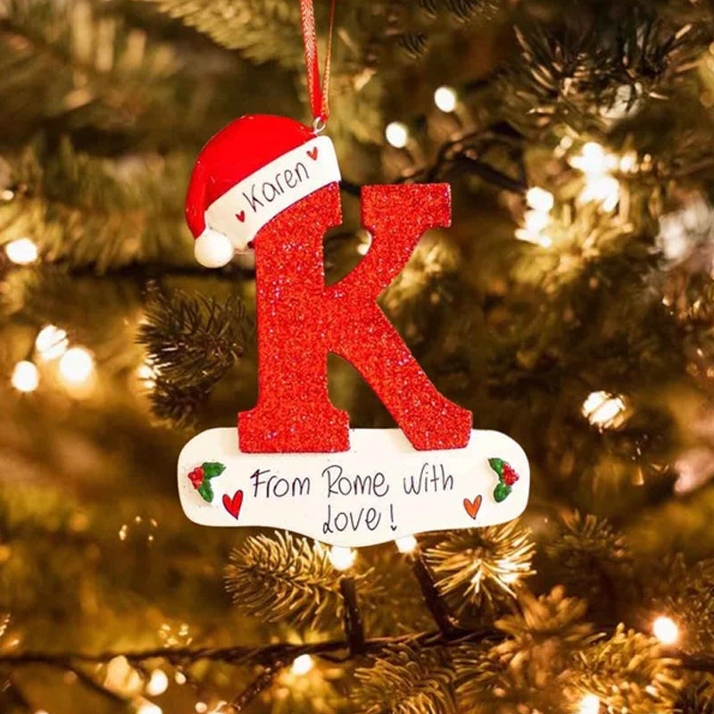 Weihnachtlicher dekorativer Buchstabenanhänger