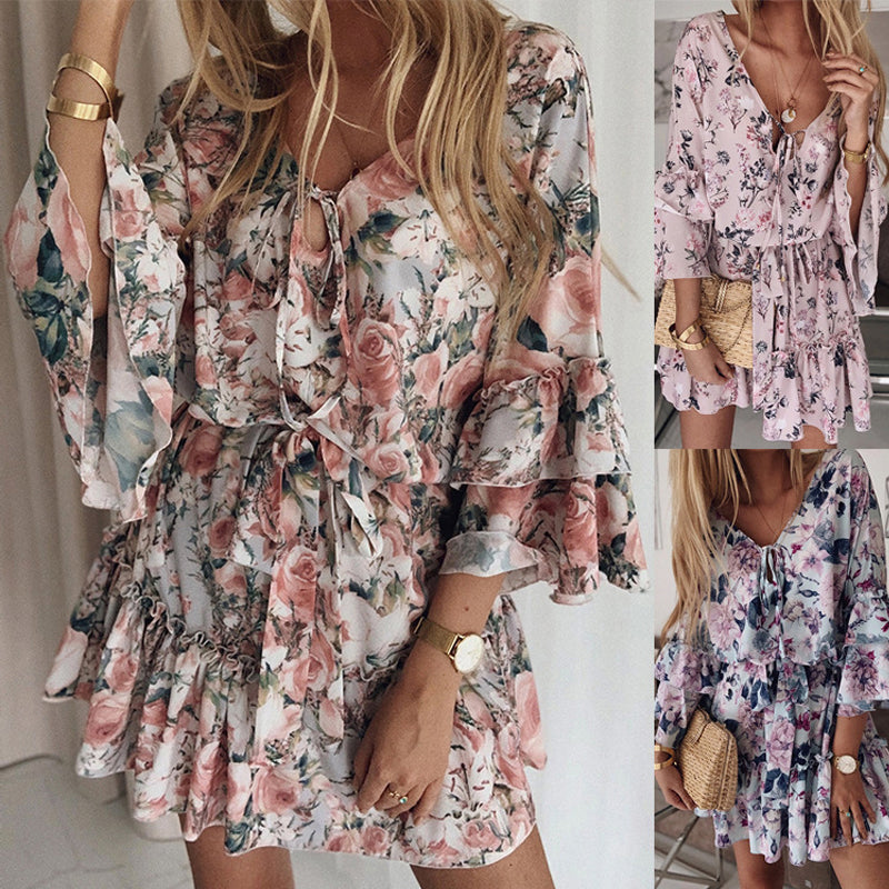Sommerliches Blumenkleid Aus Chiffon