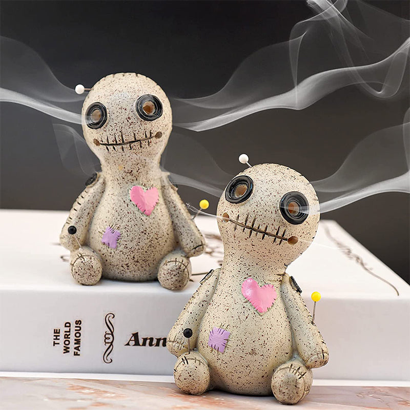 Handgeschnitzter Voodoo-Puppen-Weihrauchbrenner aus Harz